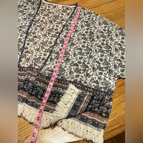 Peek a Boo Sleeveless & Fringed Kimono Set XL 🌸 - Picture 12 of 16